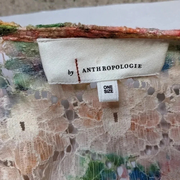 Moving Sale! 🔥💘 NWOT Anthropologie Cropped Floral Lace Shrug - Picture 10 of 10